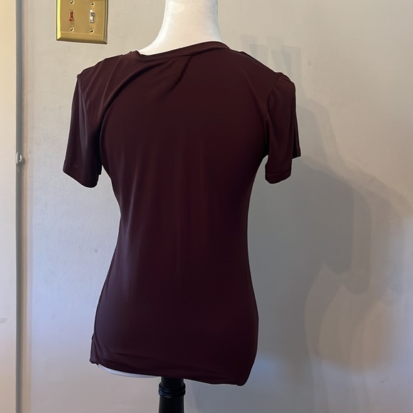 Soft lightweight comfortable top - Picture 2 of 3